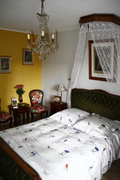 La Petite Maison Pres De L'Eglise Meillac Szoba fotó